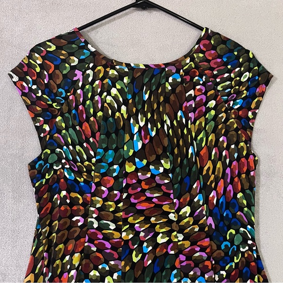 Gabby Skye Vibrant Geo Design Dress Womens Sz 8 Knee Length Cap Sleeve Stretch - Picture 6 of 7